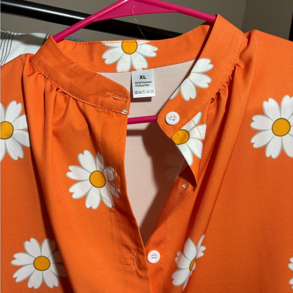 Orange Floral Women's Top - Picture 2 of 2